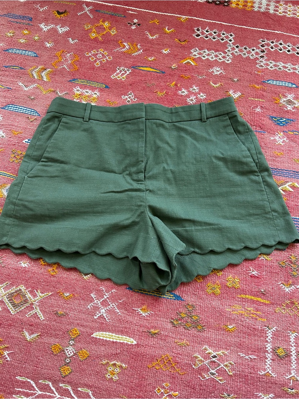 j crew scalloped trim shorts